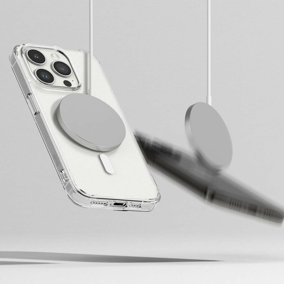 Kép 6/10 - Ringke iPhone 15 Pro Fusion mágneses matt átlátszó tok