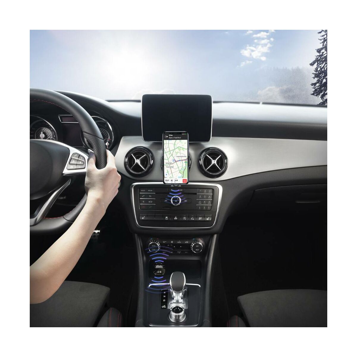 Kép 8/10 - Baseus autós töltő, Bluetooth Fm Transzmitter Streamer F40 AUX, MP3, BT 5.0, 2xUSB csatlakozás, ergonómikus forma, 15W, fekete (CCF40-01)