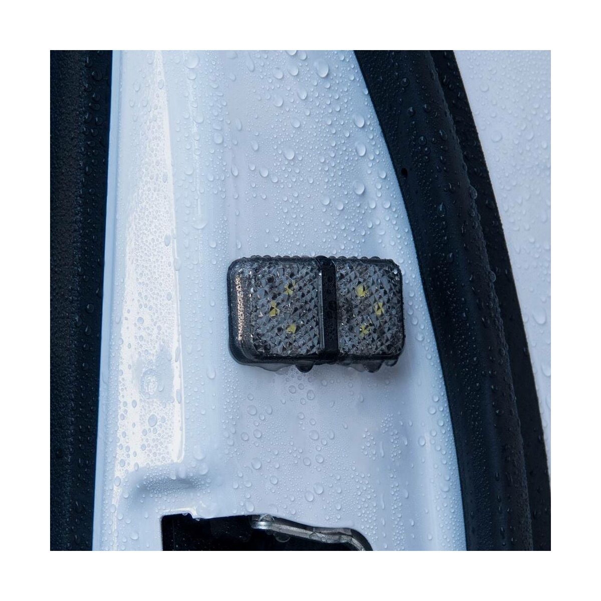 Kép 3/8 - Baseus autós kiegészítő, nyitott ajtó fény visszajelző (2db / csomag), fekete (CRFZD-01)