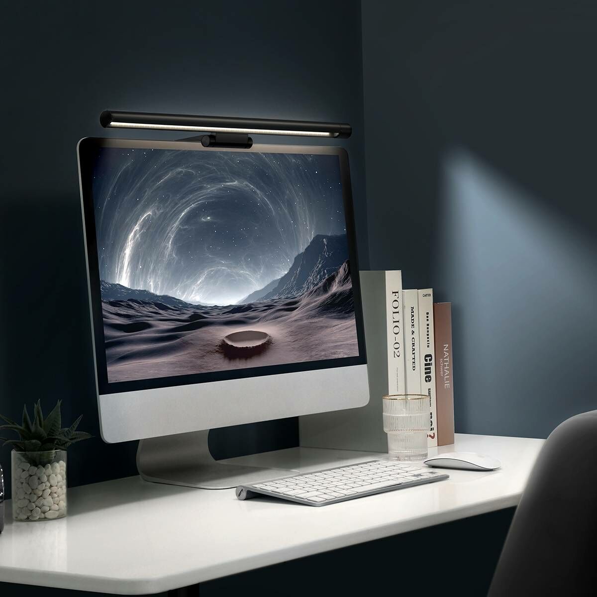 Kép 3/17 - Baseus otthon, i-wok series Screen Hanging Light Pro USB csatlakozós monitorra szerelhető világítás, lumen 200LM, 5W, fekete (DGIWK-P01)