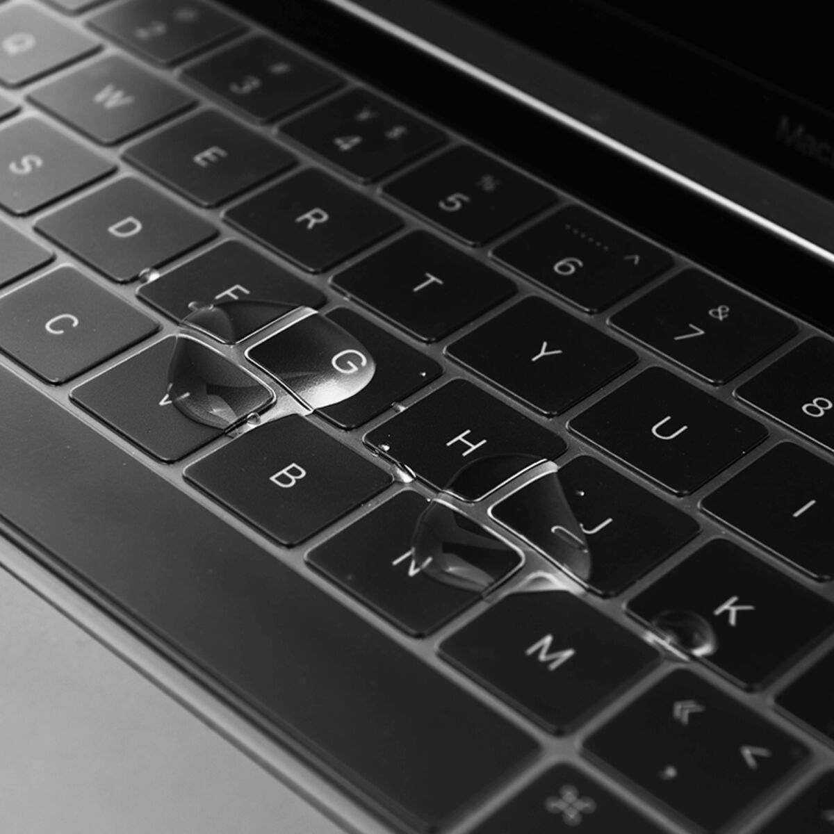 Kép 4/5 - WiWU MacBook 12 inch (2015-2018) billenytűzetvédő fólia TPU, Átlátszó