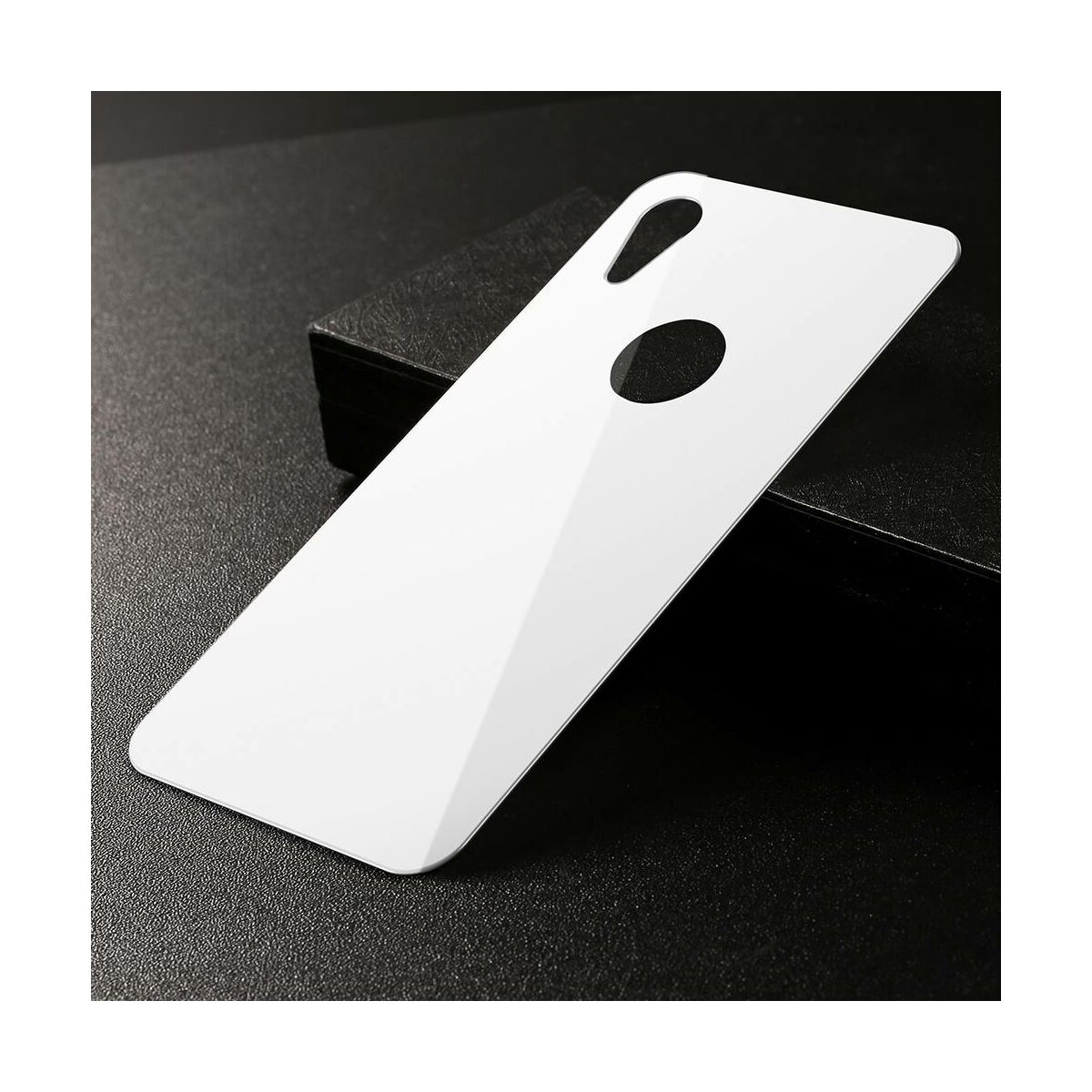 Kép 8/9 - Baseus iPhone XR/ 11 (6.1") 0.3 mm, teljes felületre edzett üveg hátlap védő fólia, fehér (SGAPIPH61-BM02)