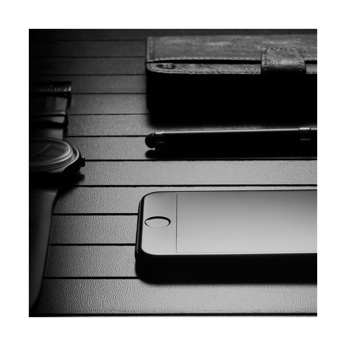Kép 8/9 - Baseus iPhone 6/6s Plus 0.23 mm, teljes felületre, Anti-break lekerekített edzett üveg kijelzővédő fólia, fekete (SGAPIPH6SP-DE01)