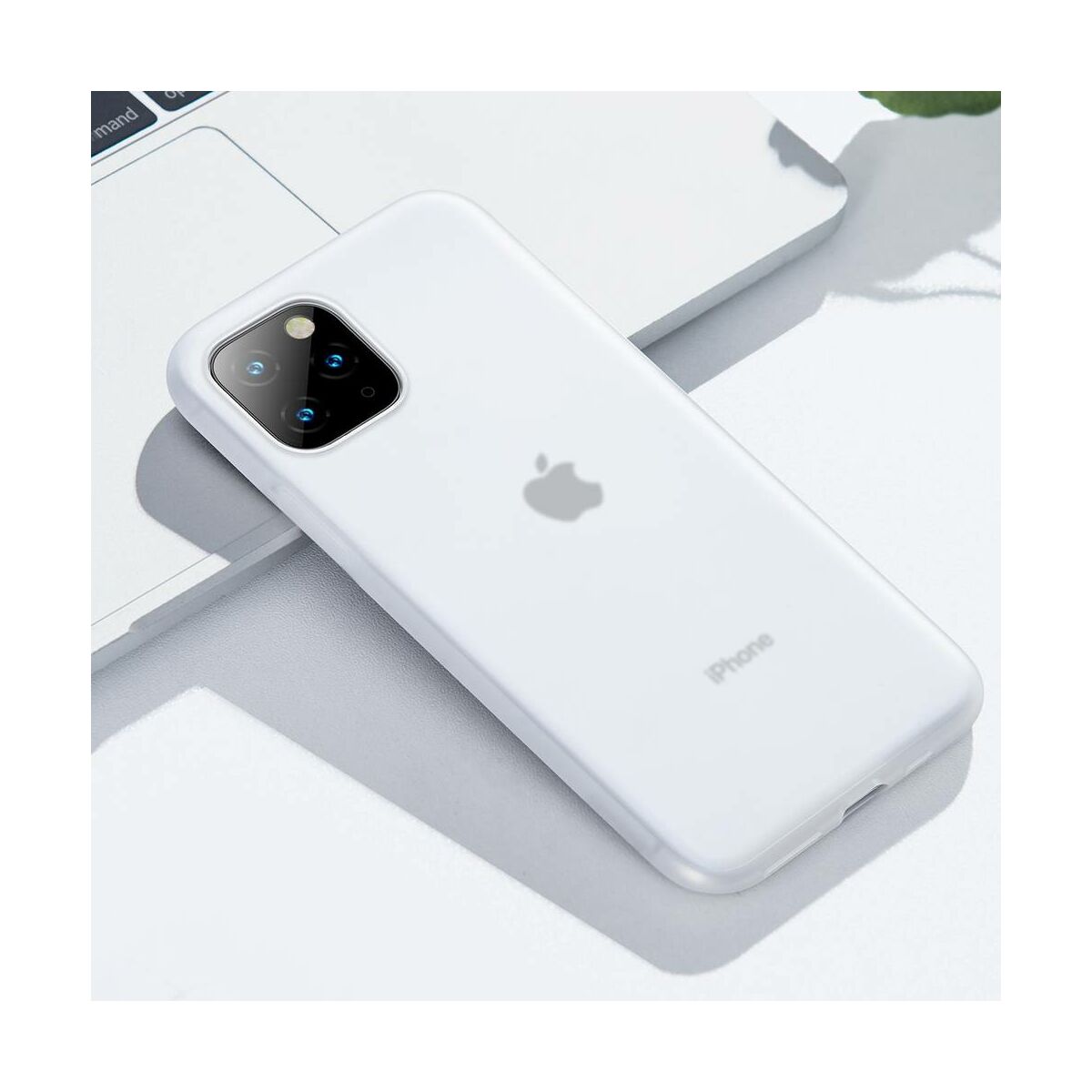 Baseus iPhone 11 Pro Max tok, Jelly Liquid Silica Gel Protective, átlátszó fehér (WIAPIPH65S-GD02)