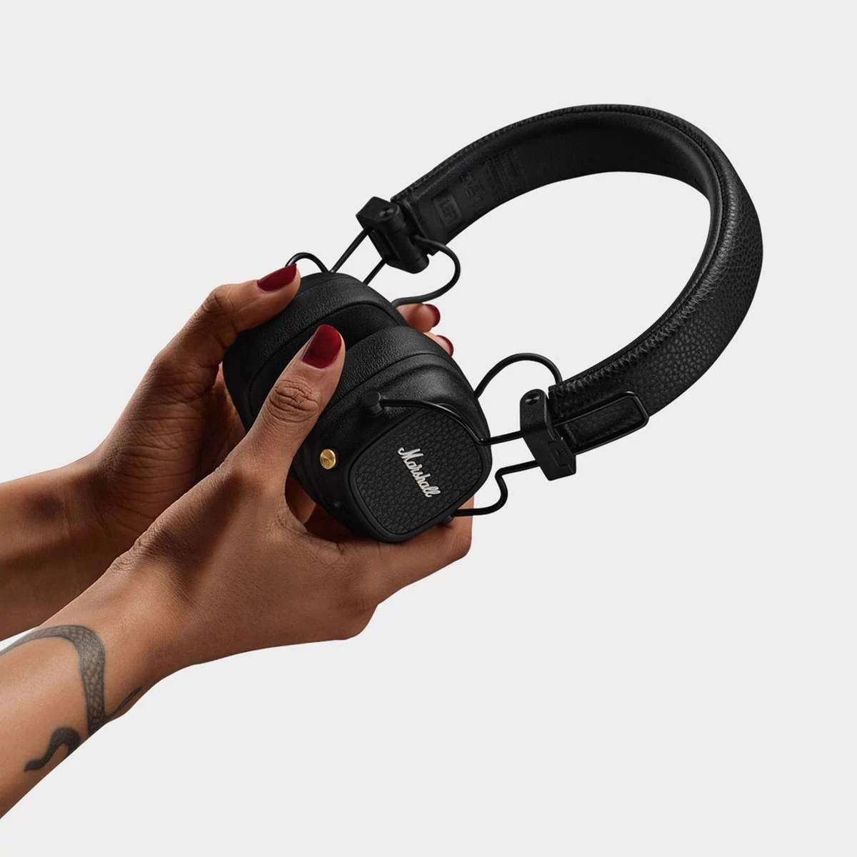 Kép 3/3 - Marshall Major V Bluetooth fejhallgató, fekete