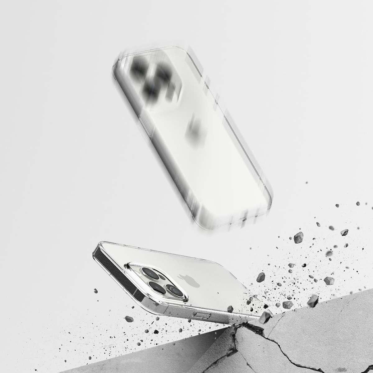 Kép 8/10 - Ringke iPhone 15 Pro vékony átlátszó tok