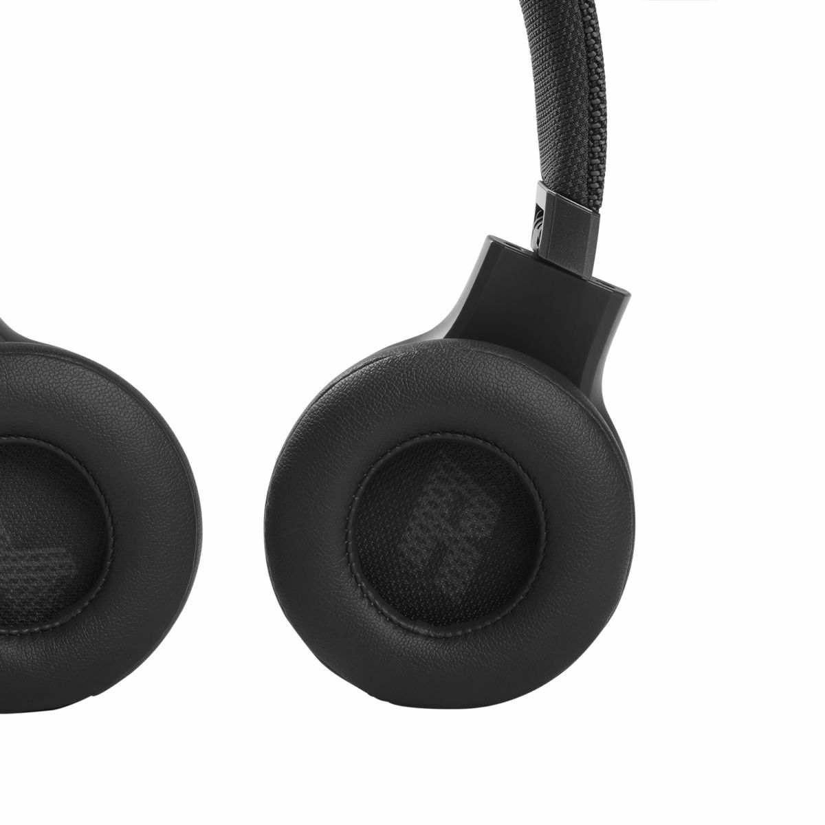 Kép 6/9 - JBL Live 460NC Bluetooth vezeték nélküli fejhallgató, fekete EU