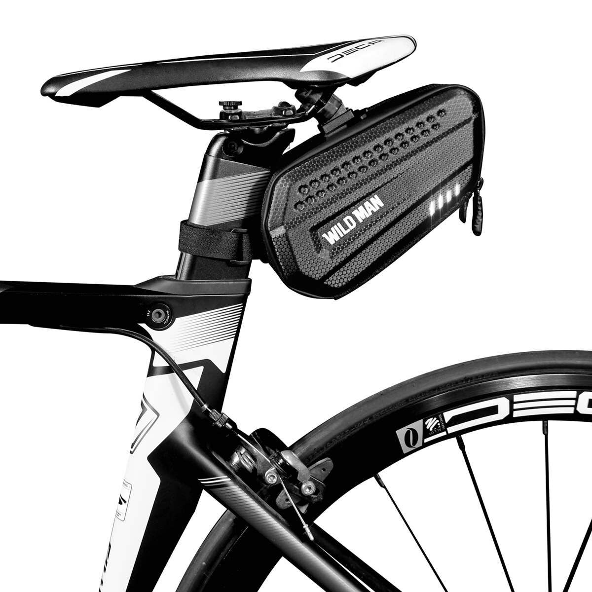 Kép 6/9 - WILDMAN kerékpár táska ES7, 1.2L, több funkciós, vízálló, ülés alatti vázra szerelhető, tárolótáska, fekete