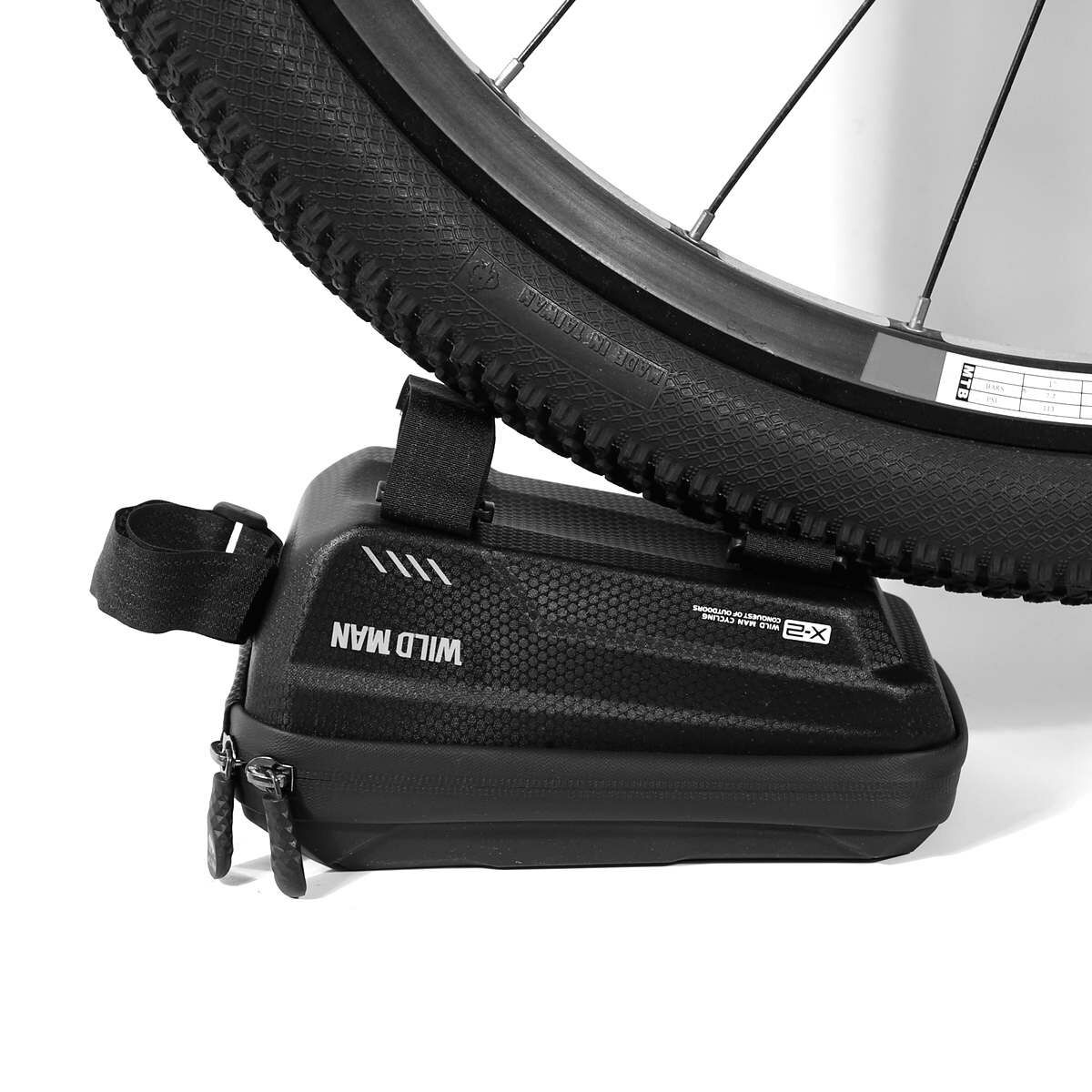 Kép 15/15 - WILDMAN kerékpár táska X2, 1L, több funkciós, vízálló, középső vázra szerelhető, érintő kijelző, max. 6.7 inch, fekete