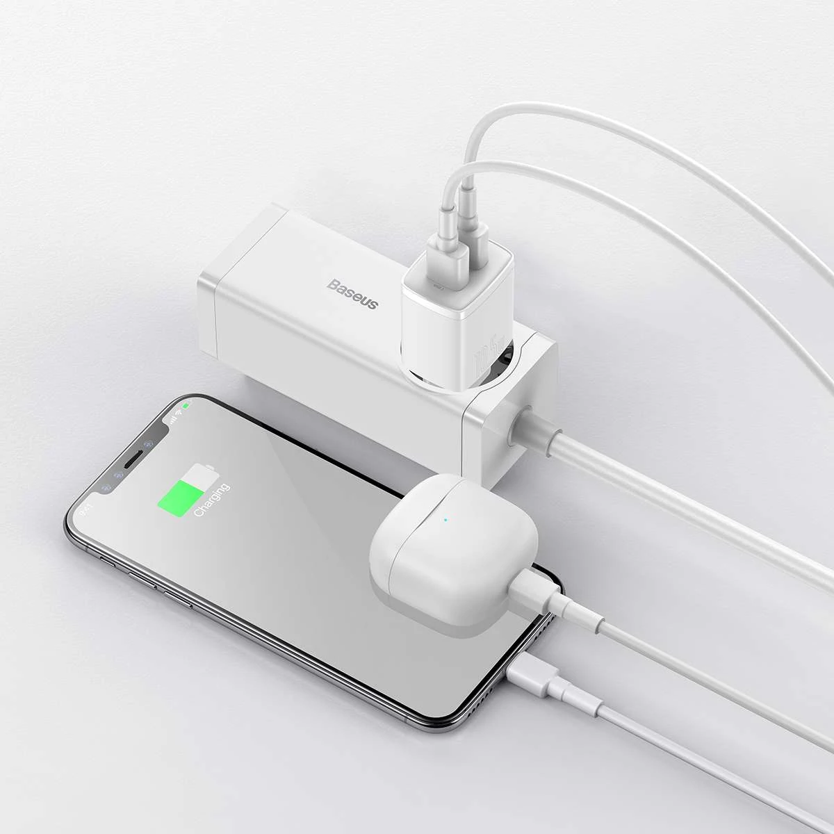 Kép 11/17 - Baseus hálózati töltő, Compact töltő U+U, 10.5W, EU, fehér (CCXJ010202)