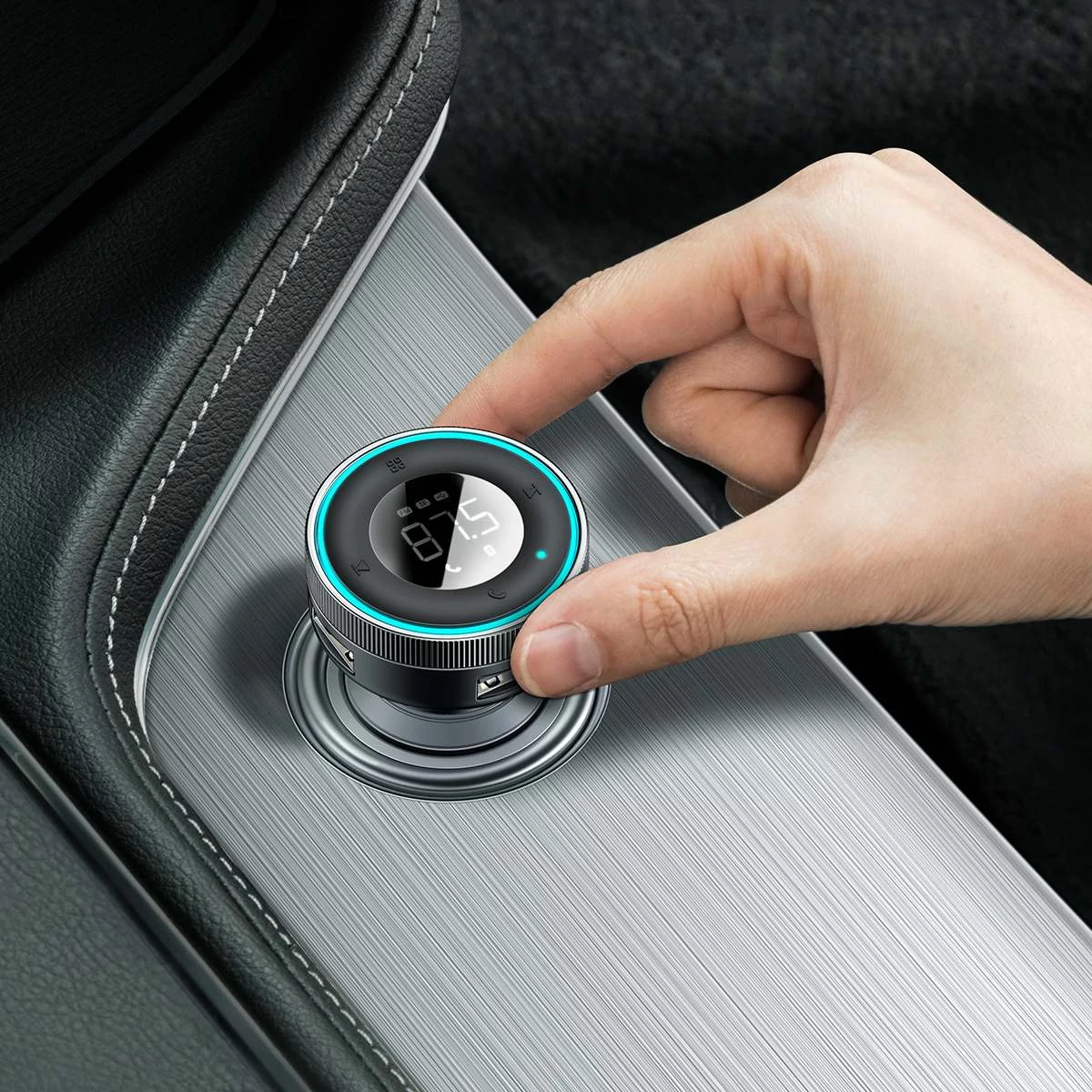 Kép 14/19 - Baseus autós töltő, Bluetooth Fm Transmitter Enjoy Car, LED kijelzővel, vezeték nélküli, U+U+3,5mm a