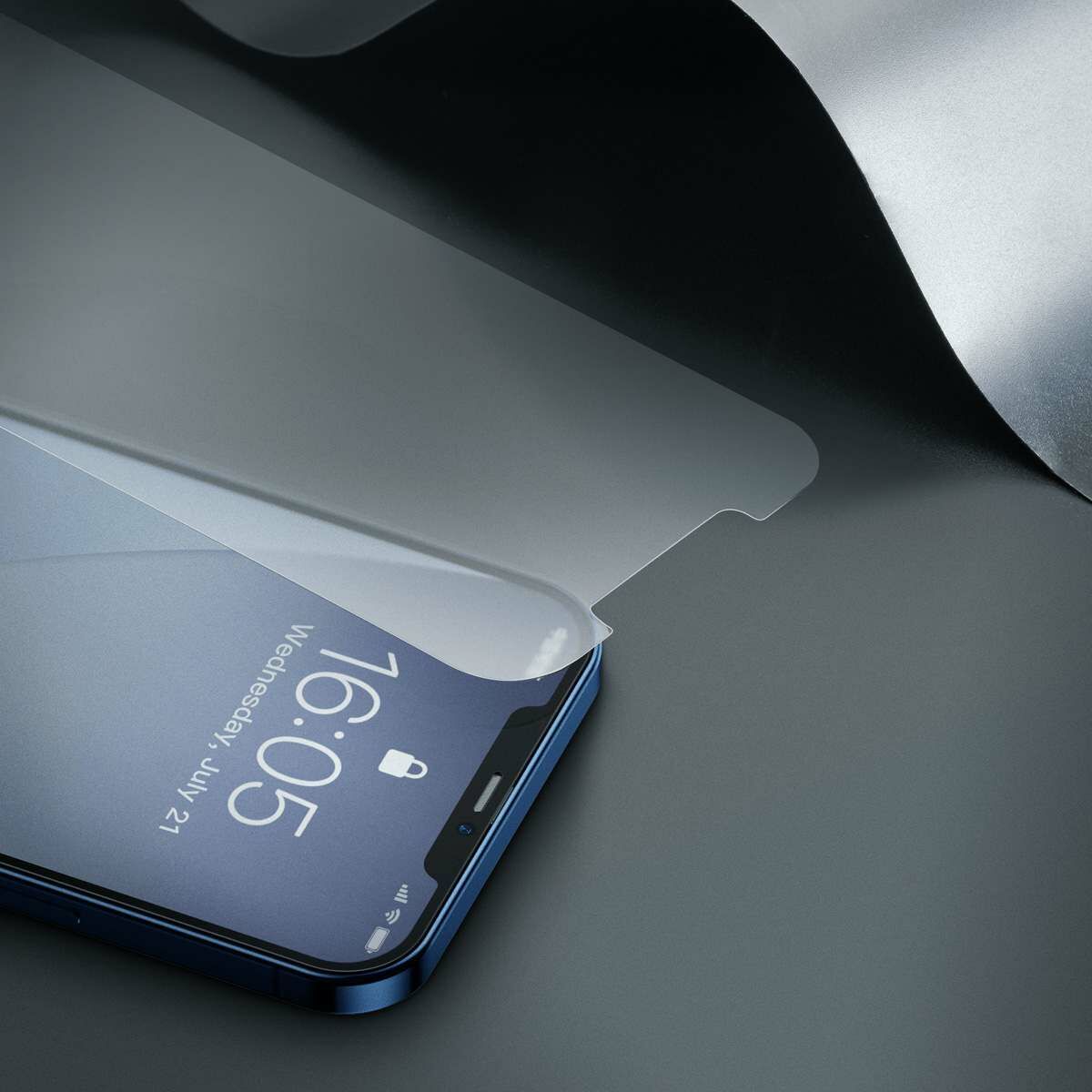 Kép 12/14 - Baseus iPhone 12 Pro Max 0.25 mm, Frosted Glass, teljes felületre, (2db/csomag), átlátszó (SGAPIPH67N-LM02)