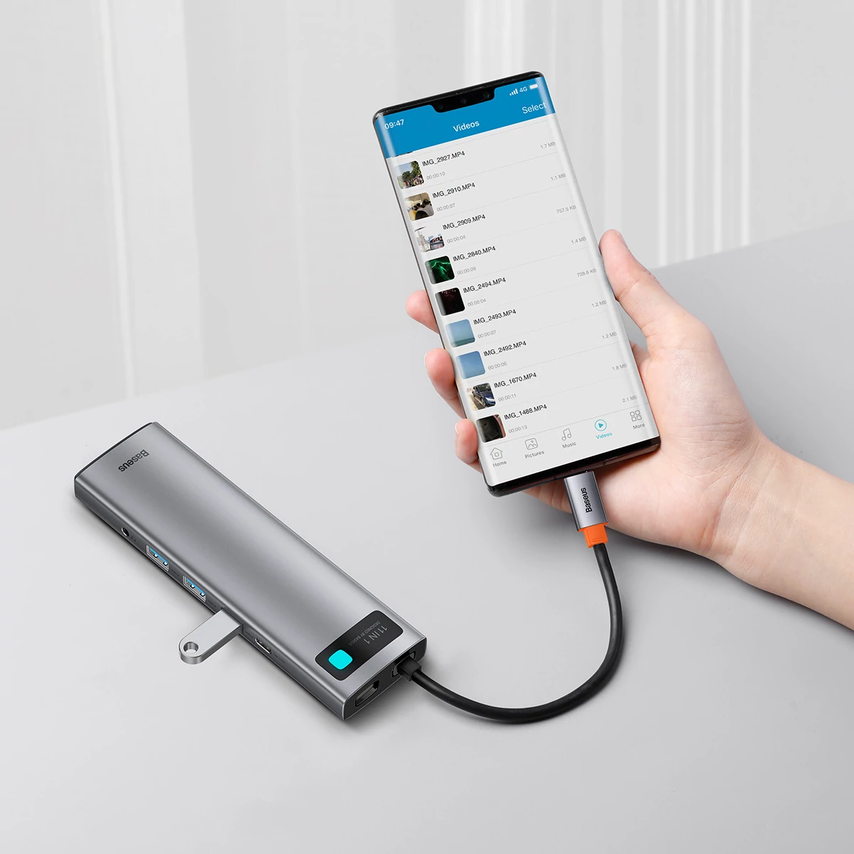 Kép 9/16 - Baseus HUB Metal Gleam Series 11-in-1 Multifunkciós (Type-C to 3xUSB3.2/PD 100W/3,5 mm Jack/VGA Full